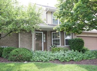 8047 Capra Trl, Darien, IL 60561