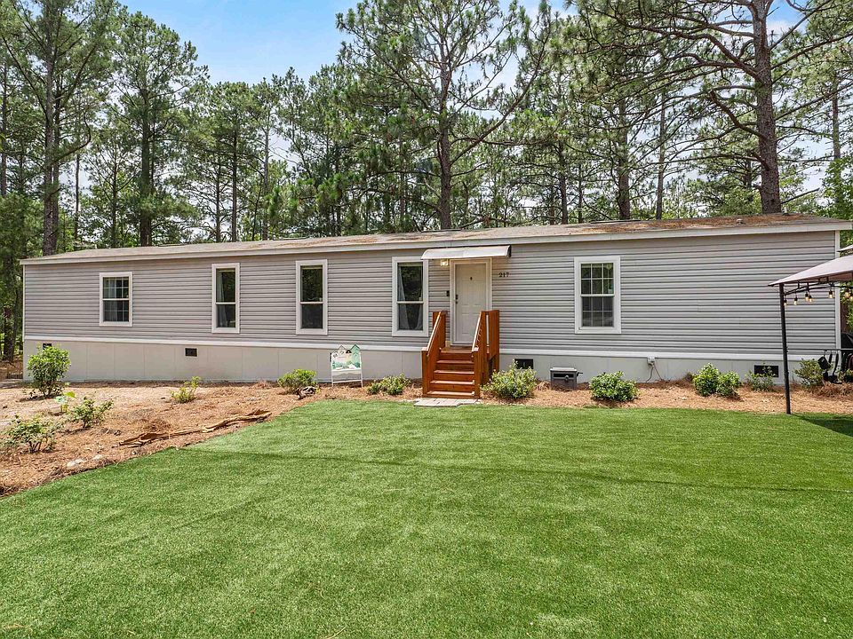 1st image of 219 Chandler Dr
