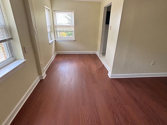 3rd image of 1700 29th St SE #201A