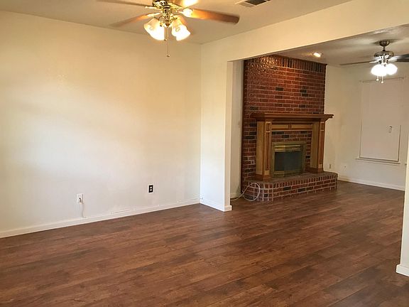 4th image of 2205 Loretta Ln
