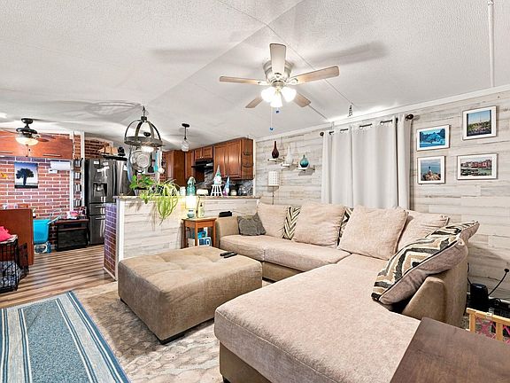 3rd image of 2732 Libra Dr.
