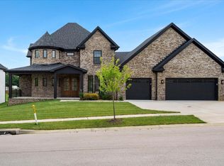 413 Weston Park, Lexington, KY 40515