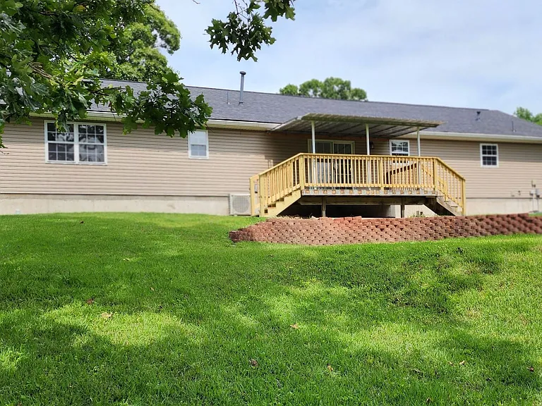 20325 Henry Ln — Photo 14
