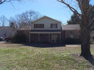 8075 Esterbrook Dr, Nashville, TN 37221