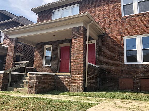 2nd image of 404 E 11th Ave
