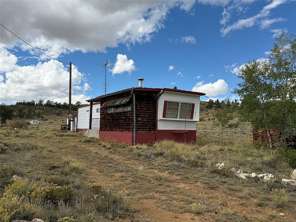 1st image of 683 Oak Street
