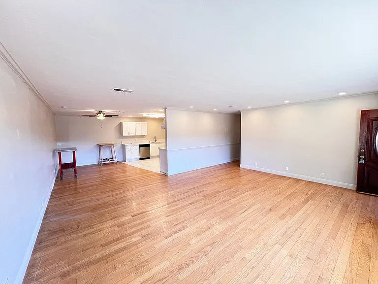 1626 York Dr — Photo 20