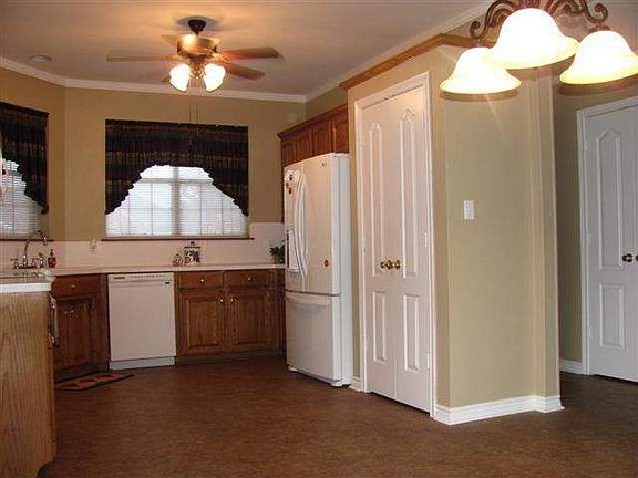4th image of 107 Bluebird Ln