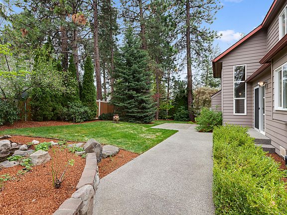 3rd image of 6051 E Frazier Dr