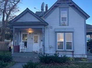 818 S 4th St, Dayton, WA 99328