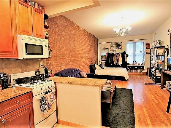 5th image of 317 W 100th St APT 1F