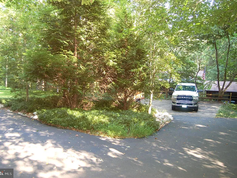 9728 Swift Creek Ct — Photo 79