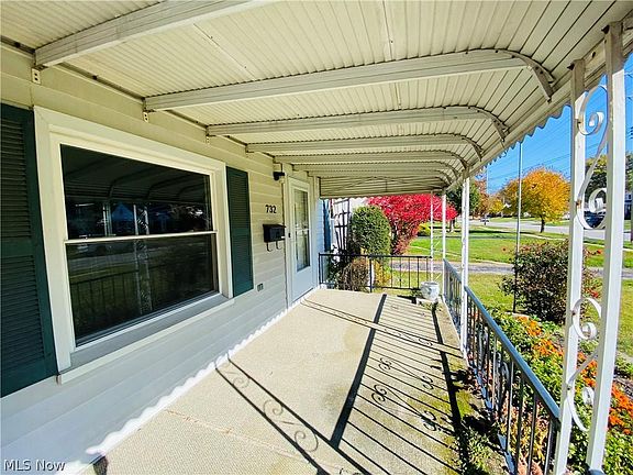 2nd image of 732 Cedarbrook Dr