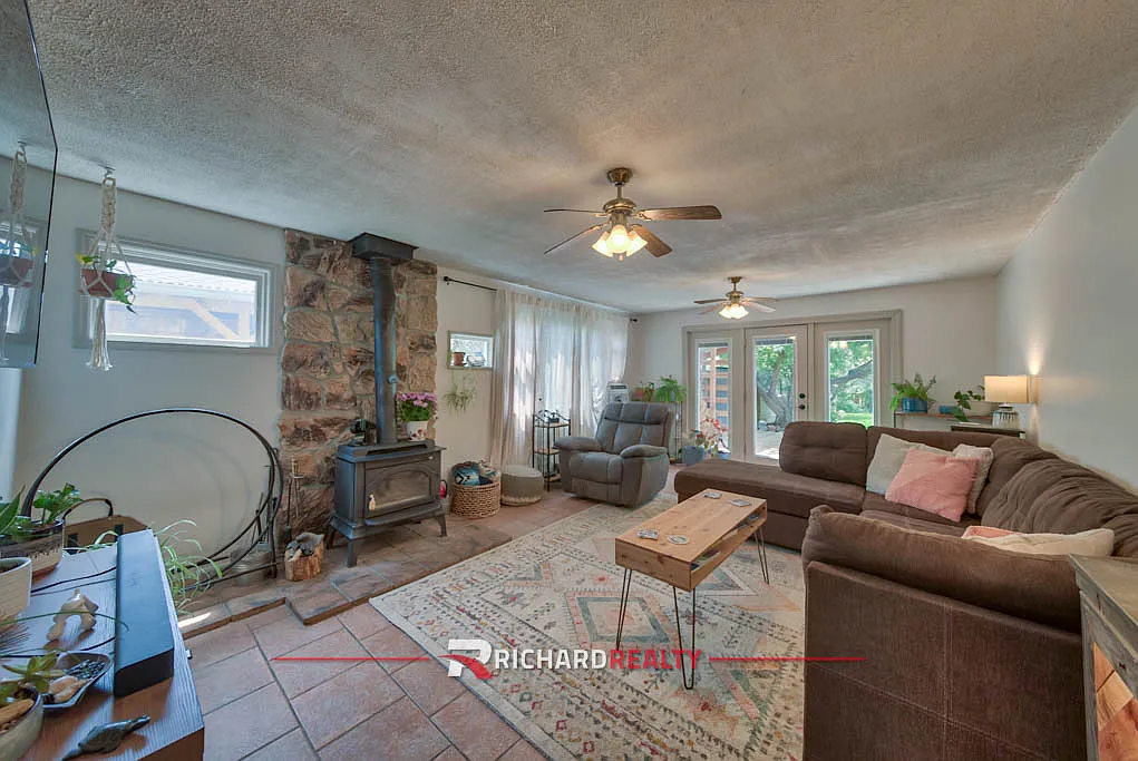 601 19th Street - 1 — Photo 2