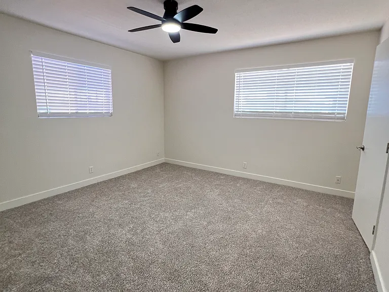 E Adobe St — Photo 17