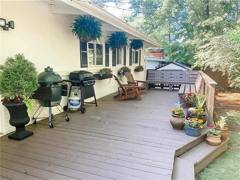 2841 Cravenridge Dr NE — Photo 5