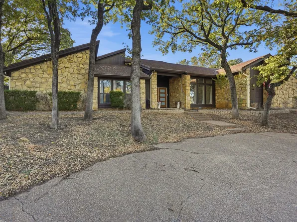 704 Timberview Ct N, Fort Worth, TX 76112