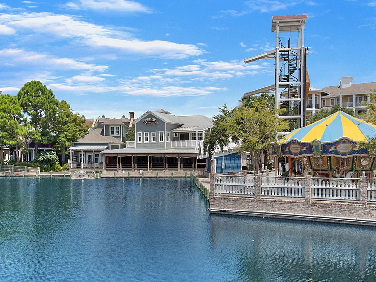 Village of Baytowne Wharf Zipline & Climbing Wall