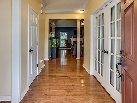 3rd image of 2118 Forest Edge Dr