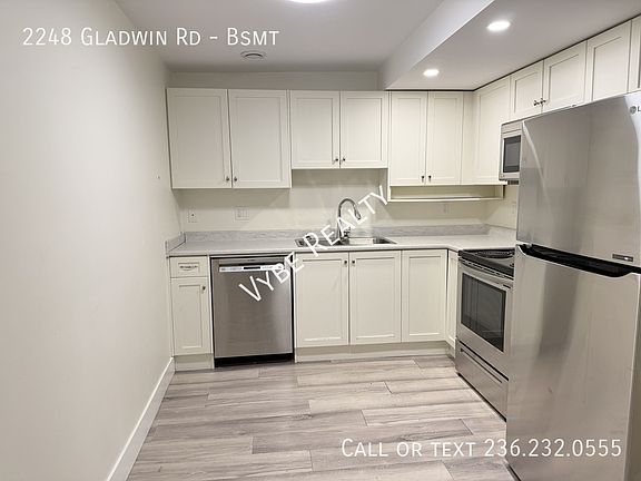 3rd image of 2248 Gladwin Rd #Basement