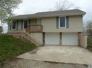606 W Pine St, Archie, MO 64725