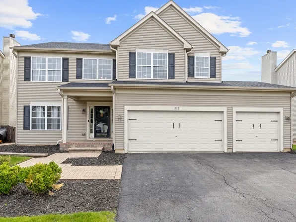 2321 Amsterdam Cir, Montgomery, IL 60538