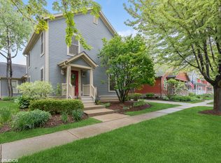 1007 Harris Rd, Grayslake, IL 60030