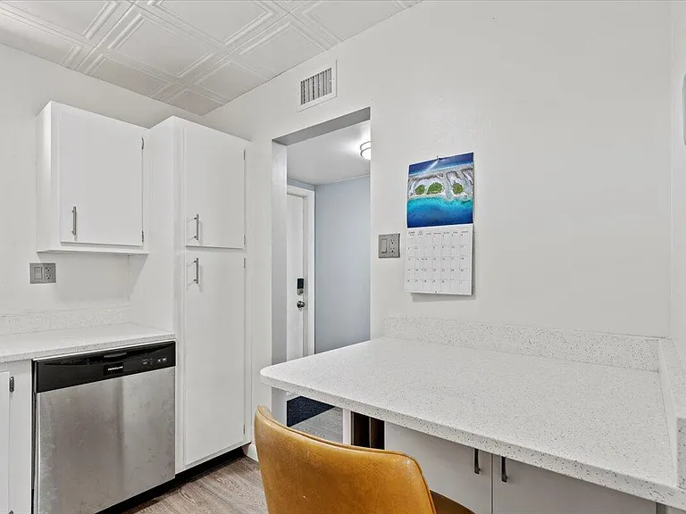 300 Waterway Dr S #308 — Photo 23
