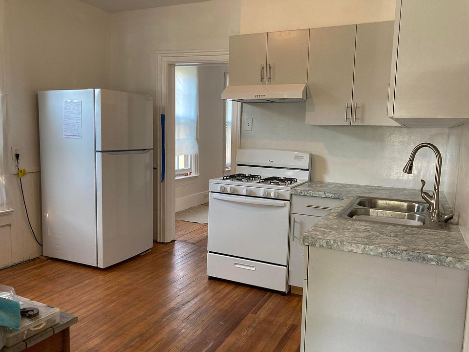 1st image of 796 3rd Ave #2