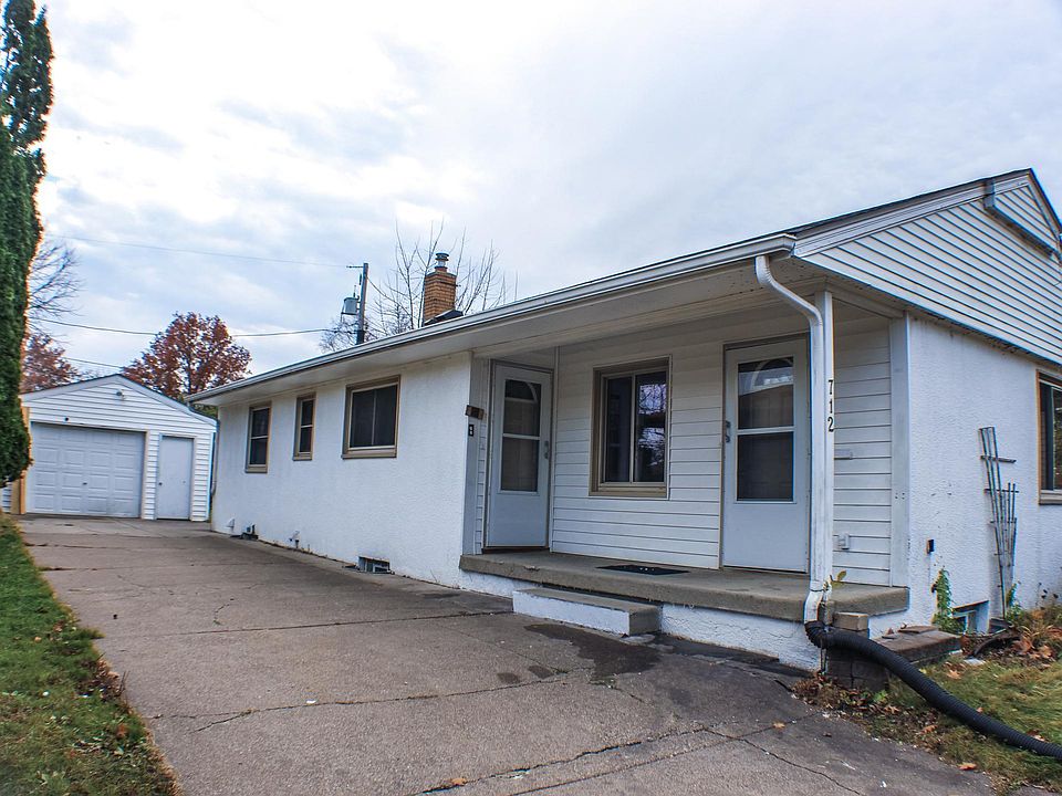 1st image of 712 Parkway Dr