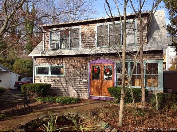 3rd image of 256 Shore Dr