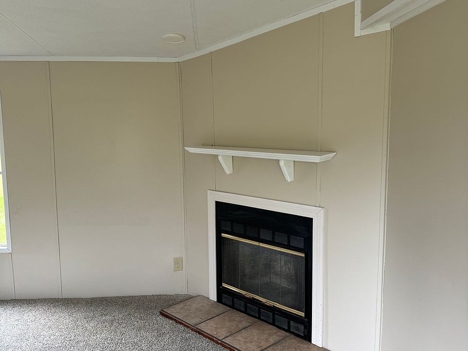 2nd image of 454 Effie Hwy