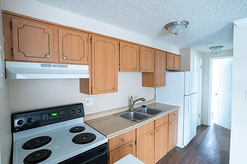 Knollwood and Tanglewood Apartments Photo 1