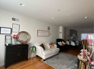 327 N State St, Philadelphia, PA 19104