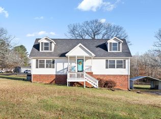 1002 Glendale Dr, Dickson, TN 37055