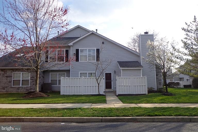 1st image of 14 Caraway Ct #14