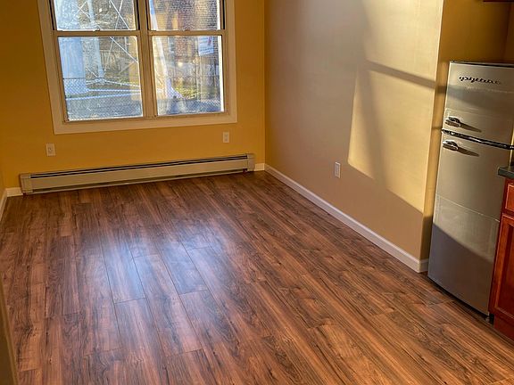 5th image of 4725 Beach 47th St APT 3
