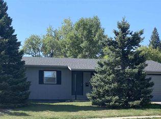 329 E Anamosa St, Rapid City, SD 57701