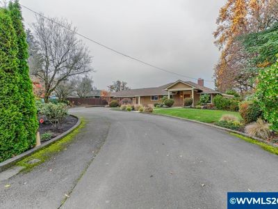 1090 E Ellendale Ave, Dallas, OR, 97338