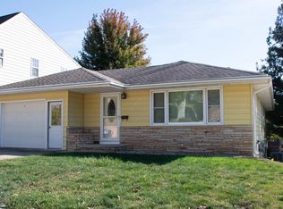 631 W 17th St, Carroll, IA 51401