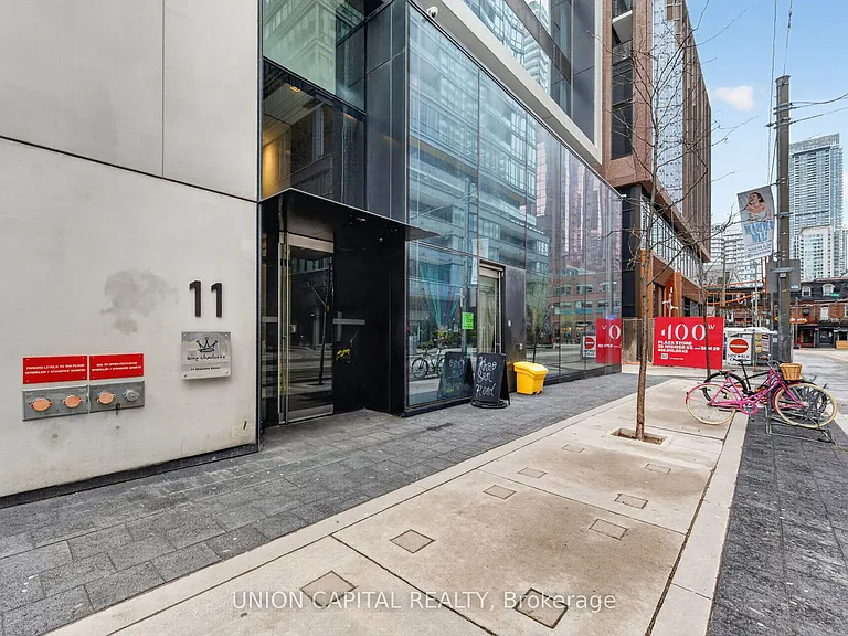 11 Charlotte St #1004 — Photo 29