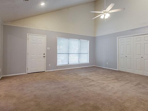 5th image of 3417 Kensington Dr