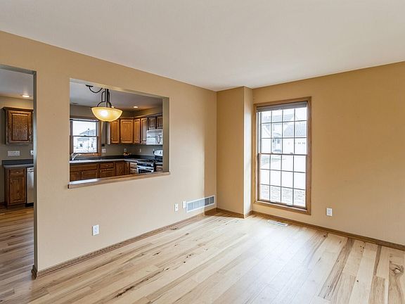 5th image of 2703 Bristol Dr