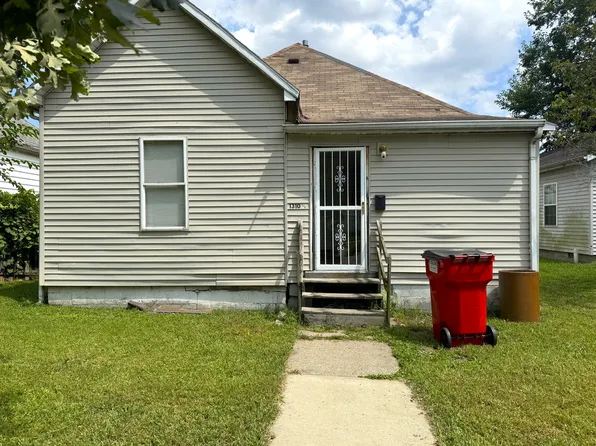 1310 1/2 N Champaign St, Champaign, IL 61820