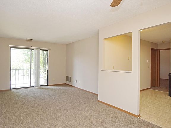 5th image of 7243 Creekview Dr APT 5