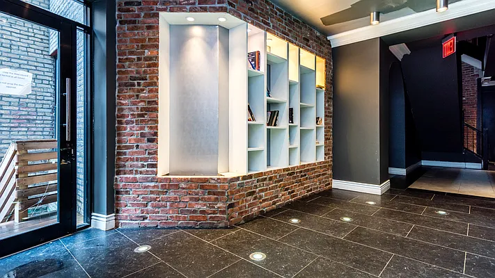 Rented by Nooklyn NYC LLC | media 22