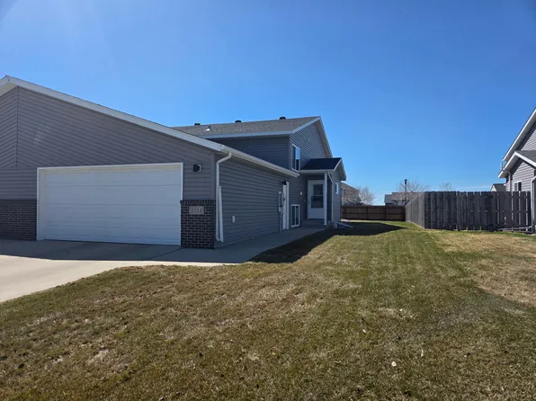 2514 8th Ct W, West Fargo, ND 58078