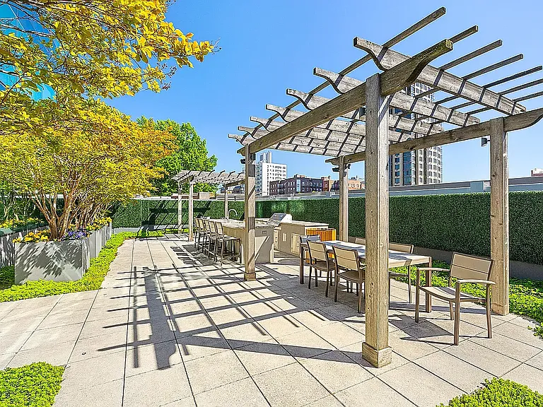 10820 71st Ave #7C — Photo 11