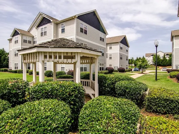 102 University Village Dr #F, Central, SC 29630