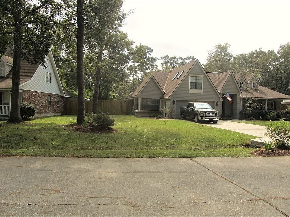 1st image of 428 Laura Dr S